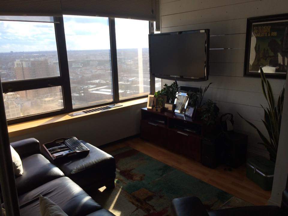 3930 N Pine Grove Avenue Unit: 2602