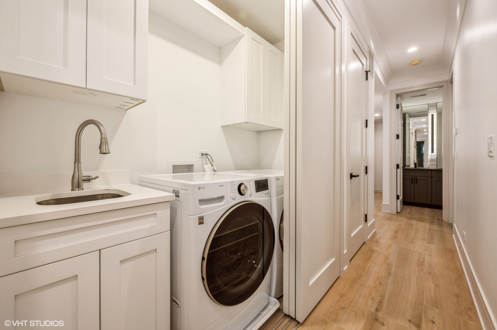 716 W Aldine Avenue Unit: 1