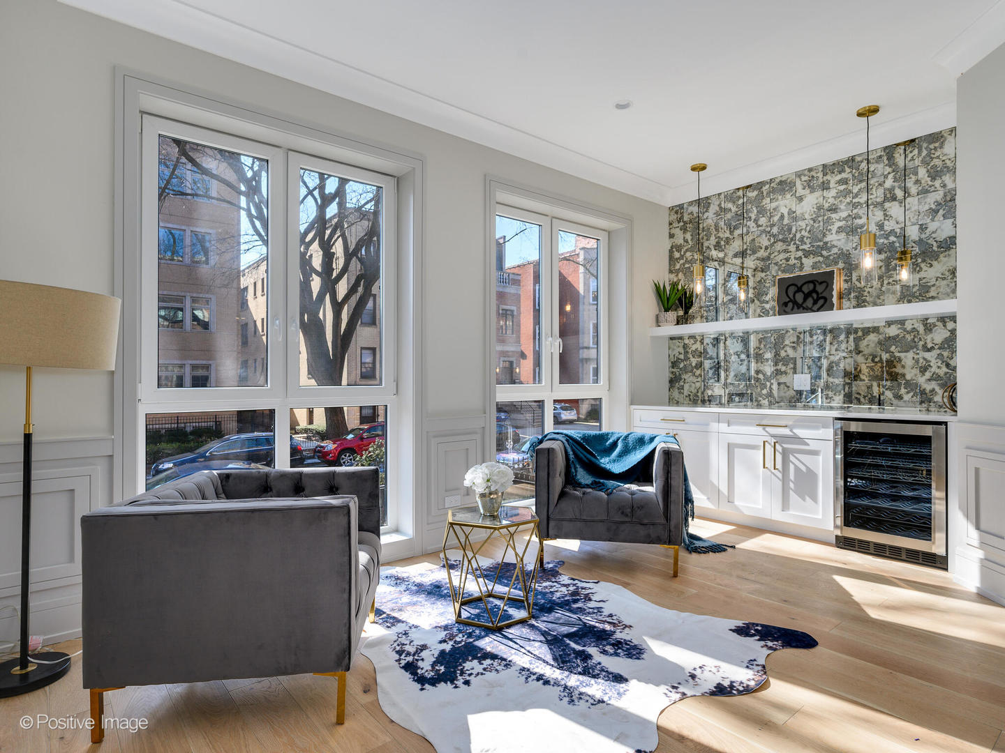 716 W Aldine Avenue Unit: 1