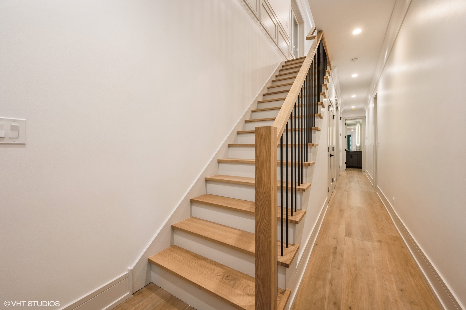 716 W Aldine Avenue Unit: 1