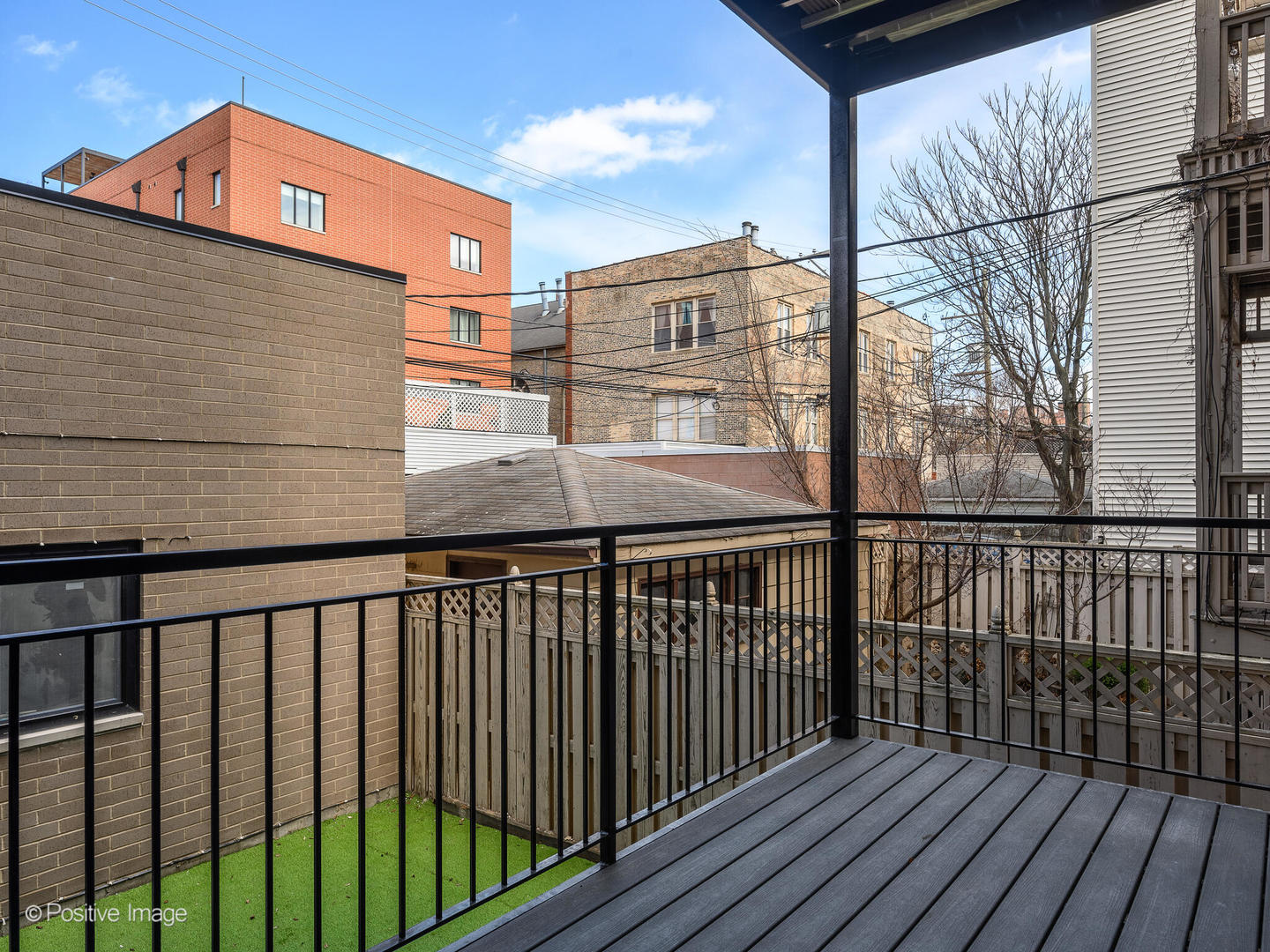 716 W Aldine Avenue Unit: 1