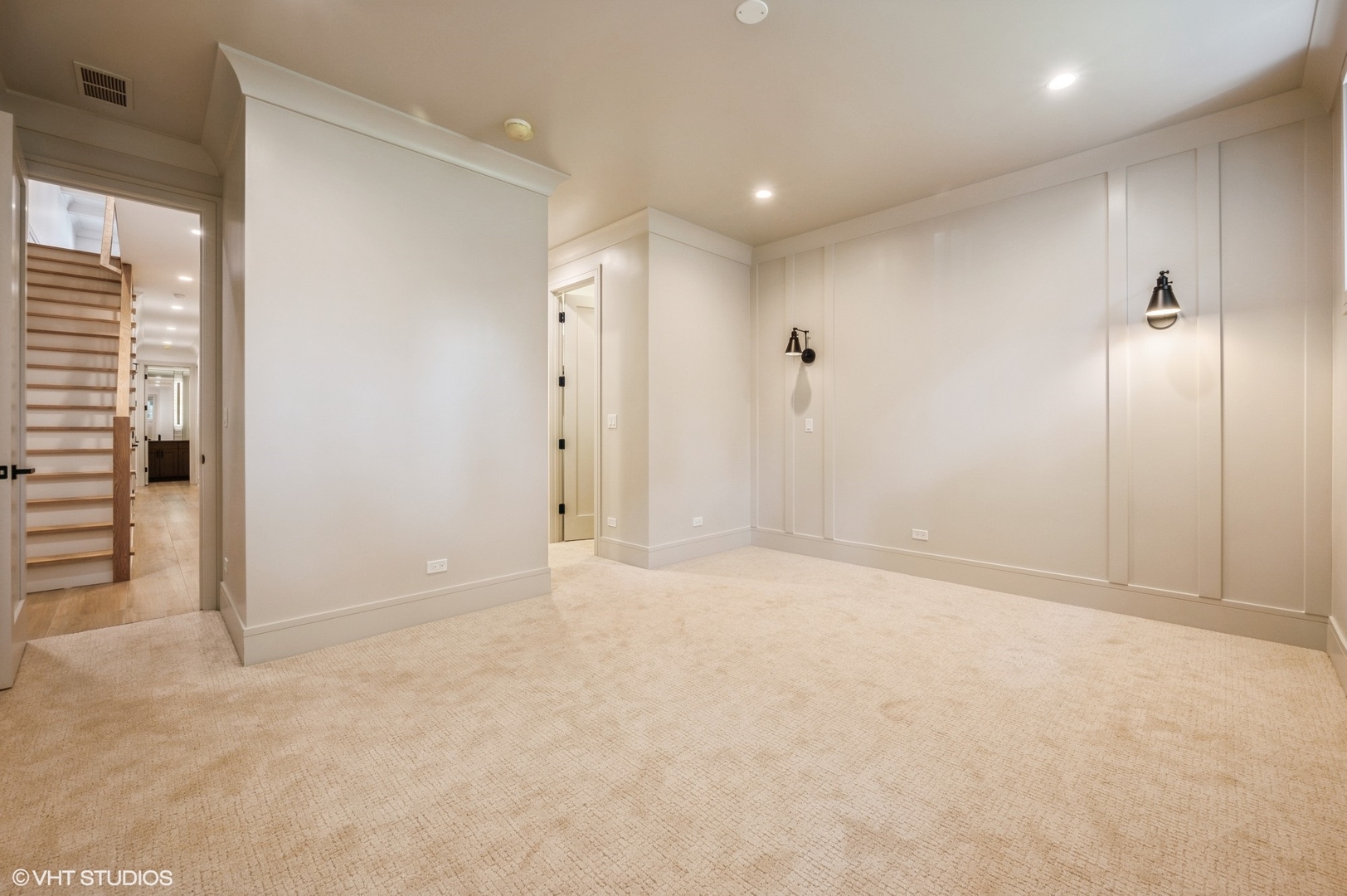 716 W Aldine Avenue Unit: 1