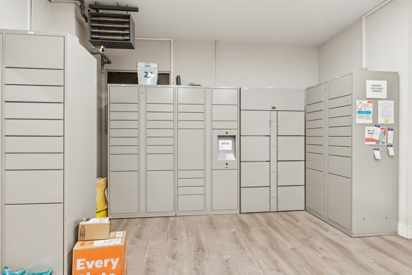 3950 N LAKE SHORE Drive Unit: 718C