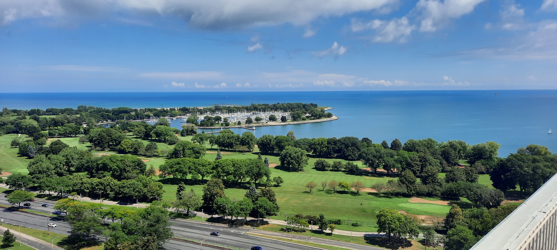 3950 N LAKE SHORE Drive Unit: 718C