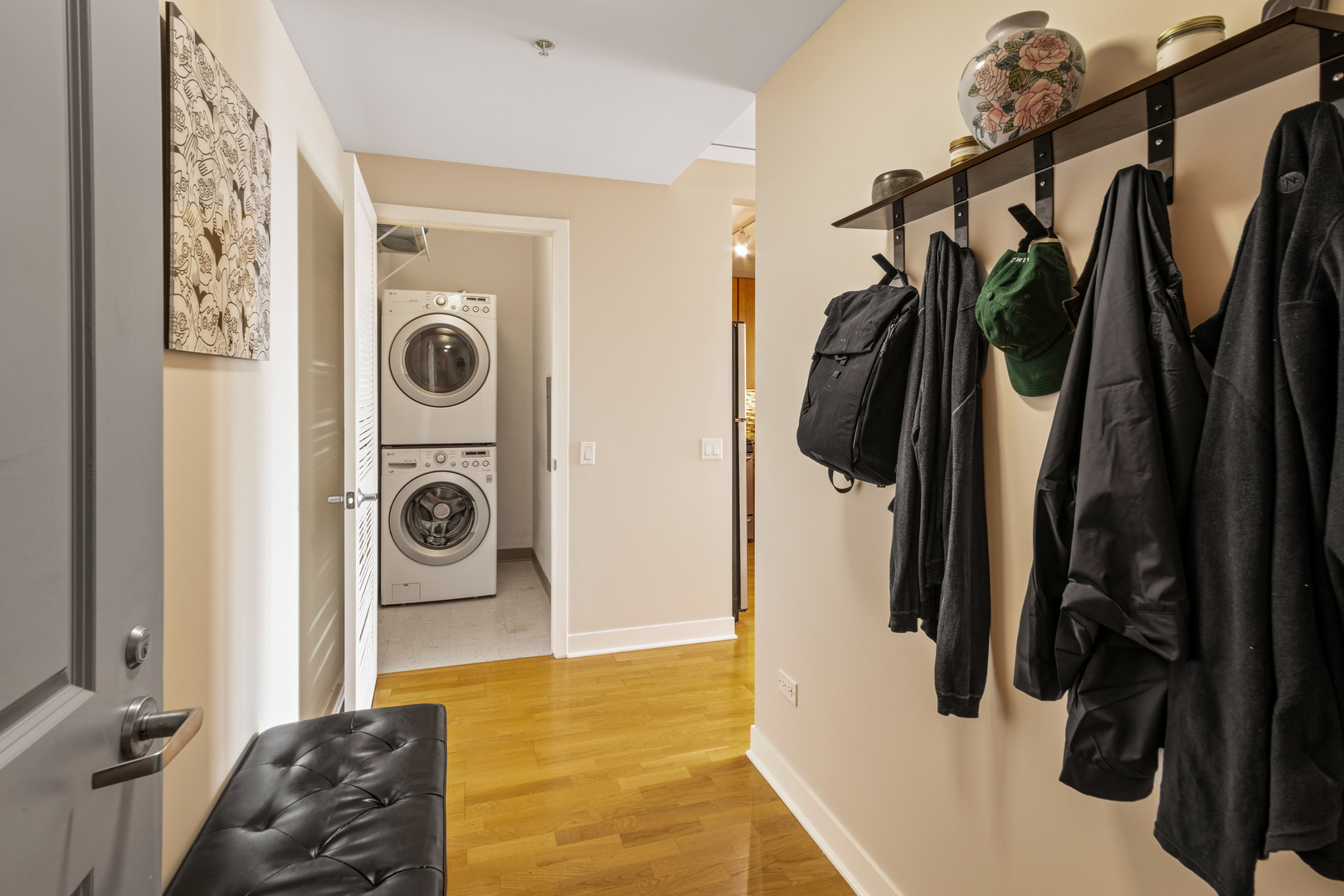 200 N JEFFERSON Street Unit: 1703