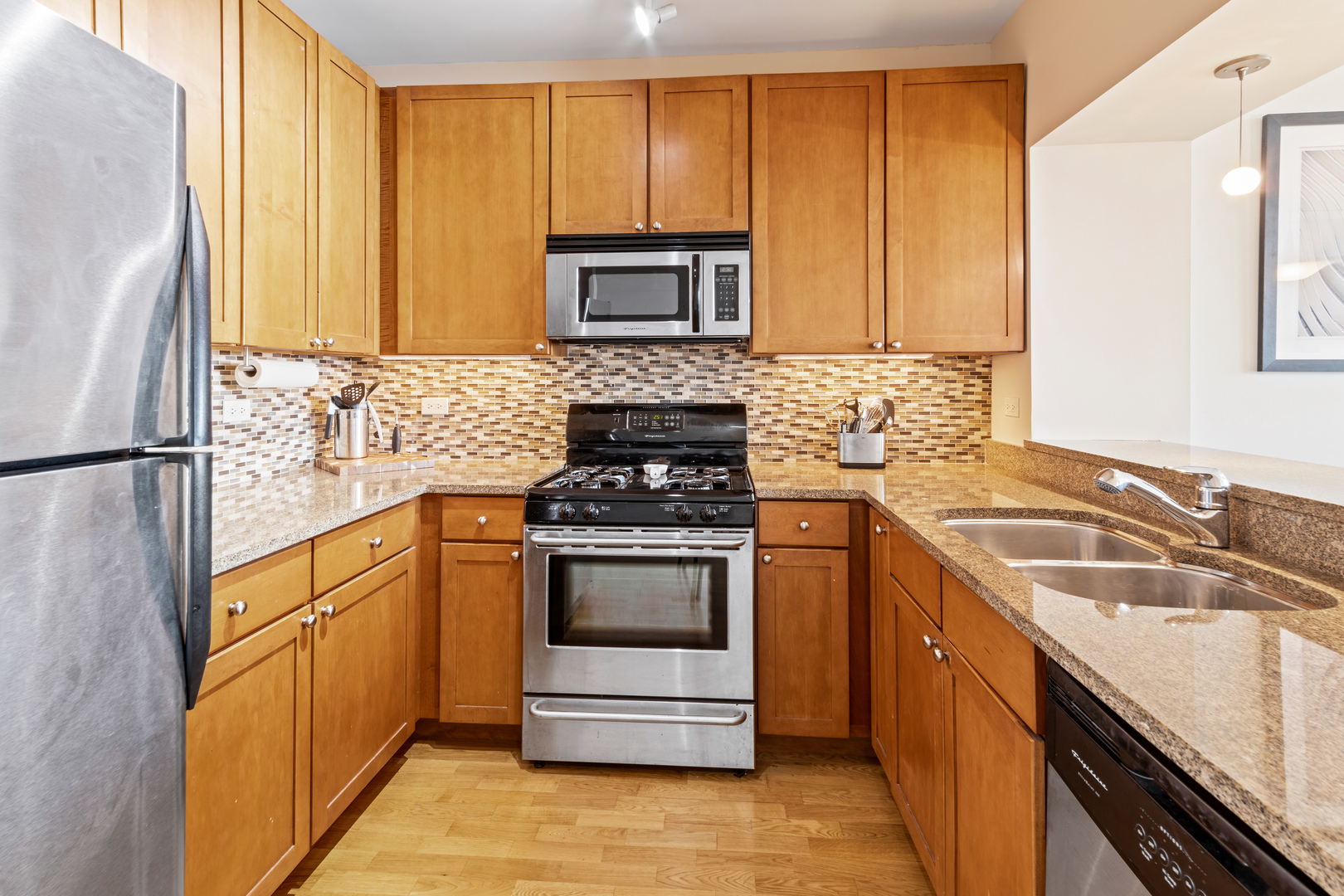200 N JEFFERSON Street Unit: 1703