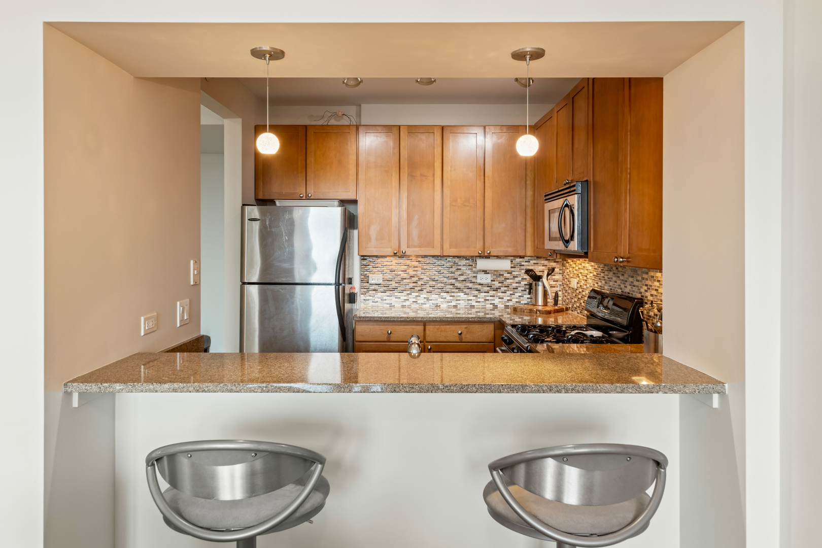 200 N JEFFERSON Street Unit: 1703