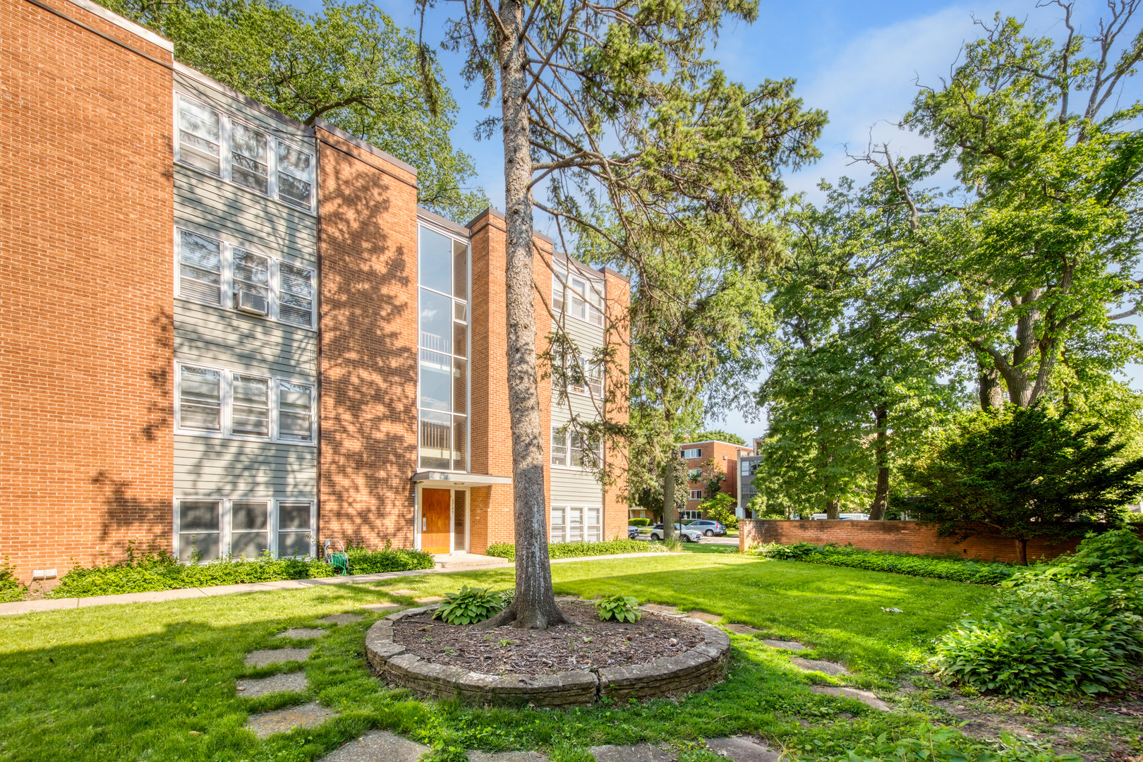 2725-27 Central Street