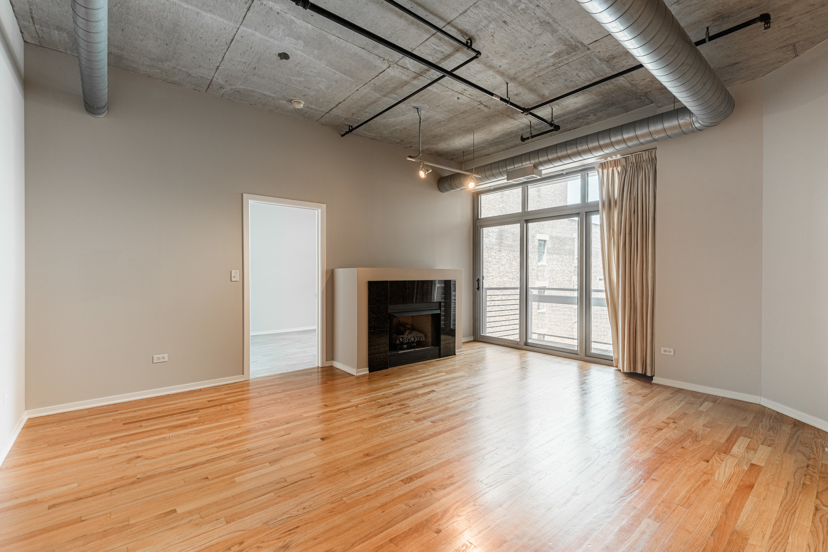 933 W Van Buren Street Unit: 721