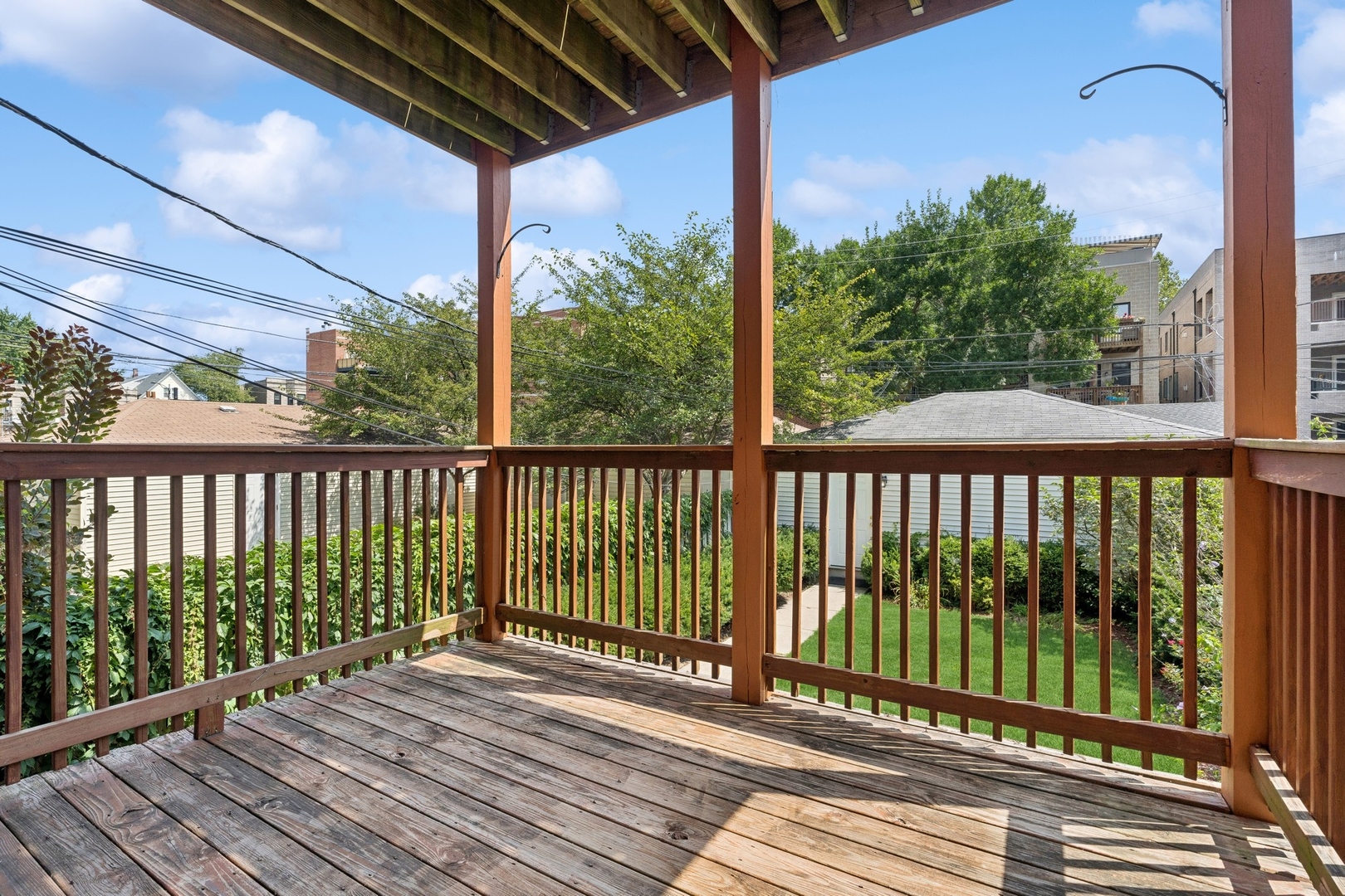 3937 N GREENVIEW Avenue Unit: 1
