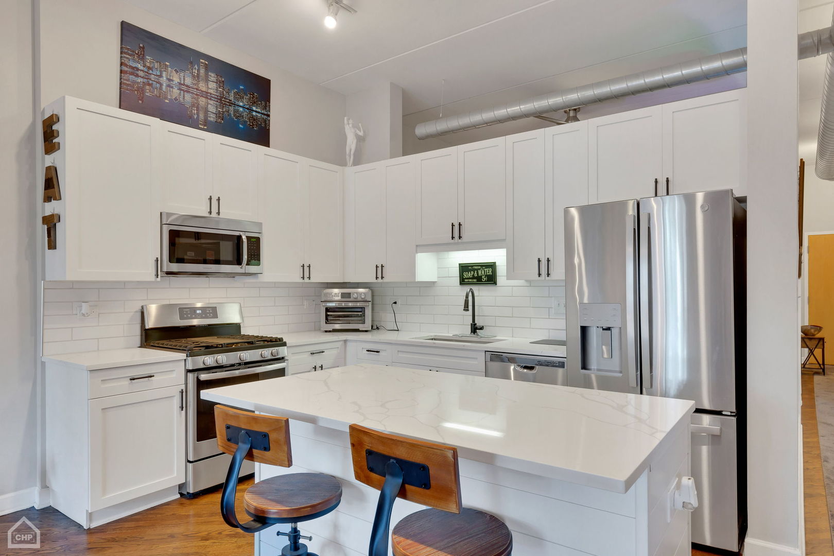 3125 W Fullerton Avenue Unit: 309
