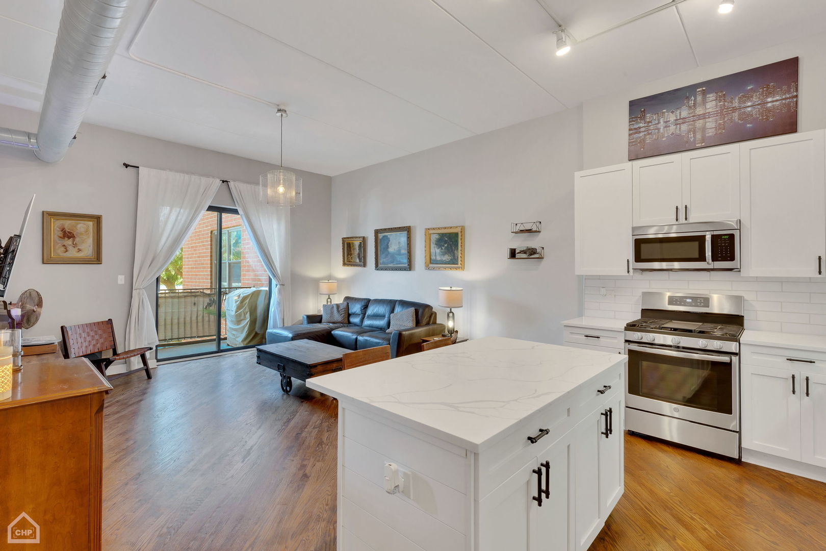 3125 W Fullerton Avenue Unit: 309