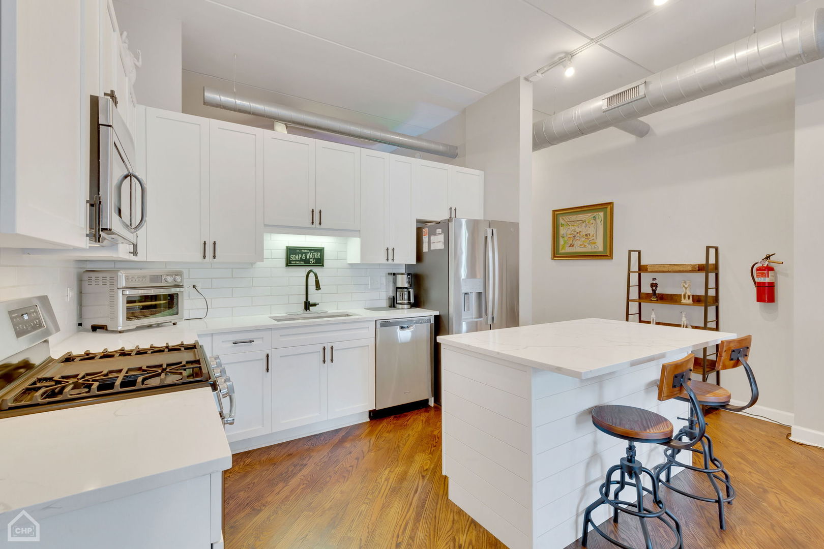 3125 W Fullerton Avenue Unit: 309