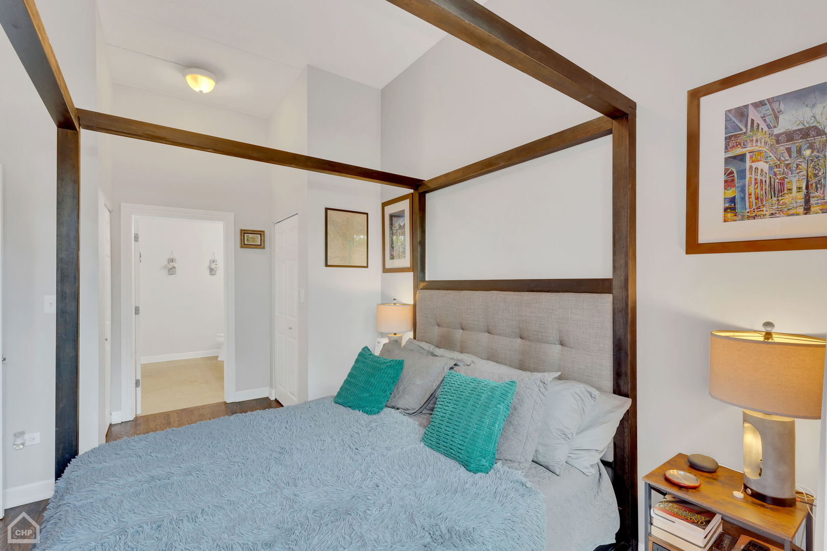 3125 W Fullerton Avenue Unit: 309
