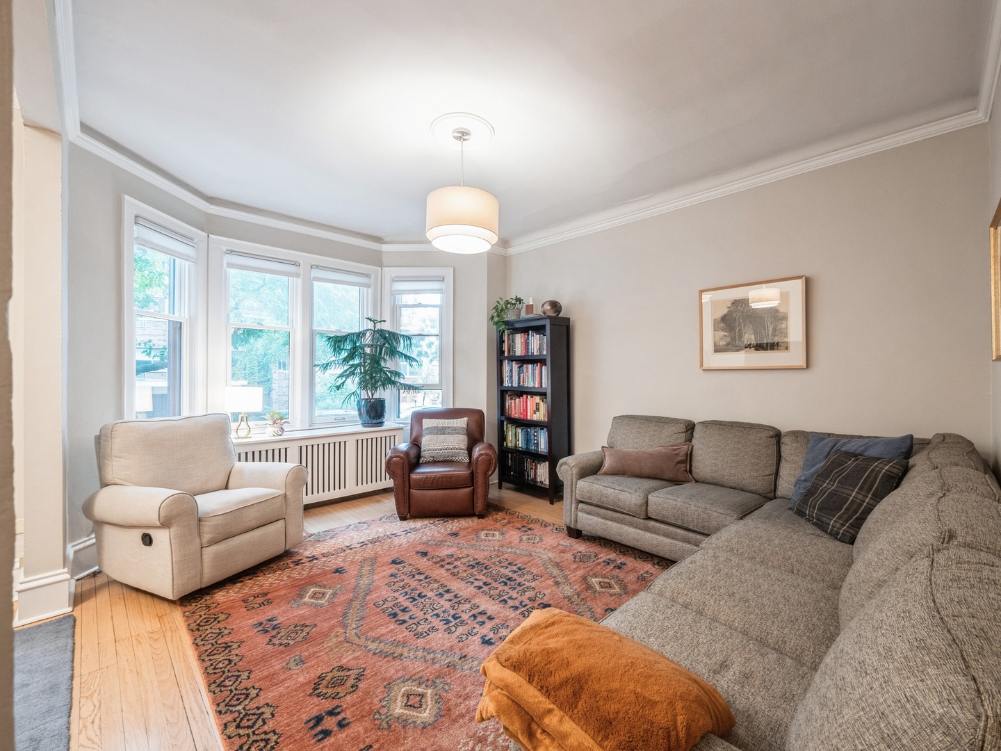 545 W Melrose Street Unit: 1