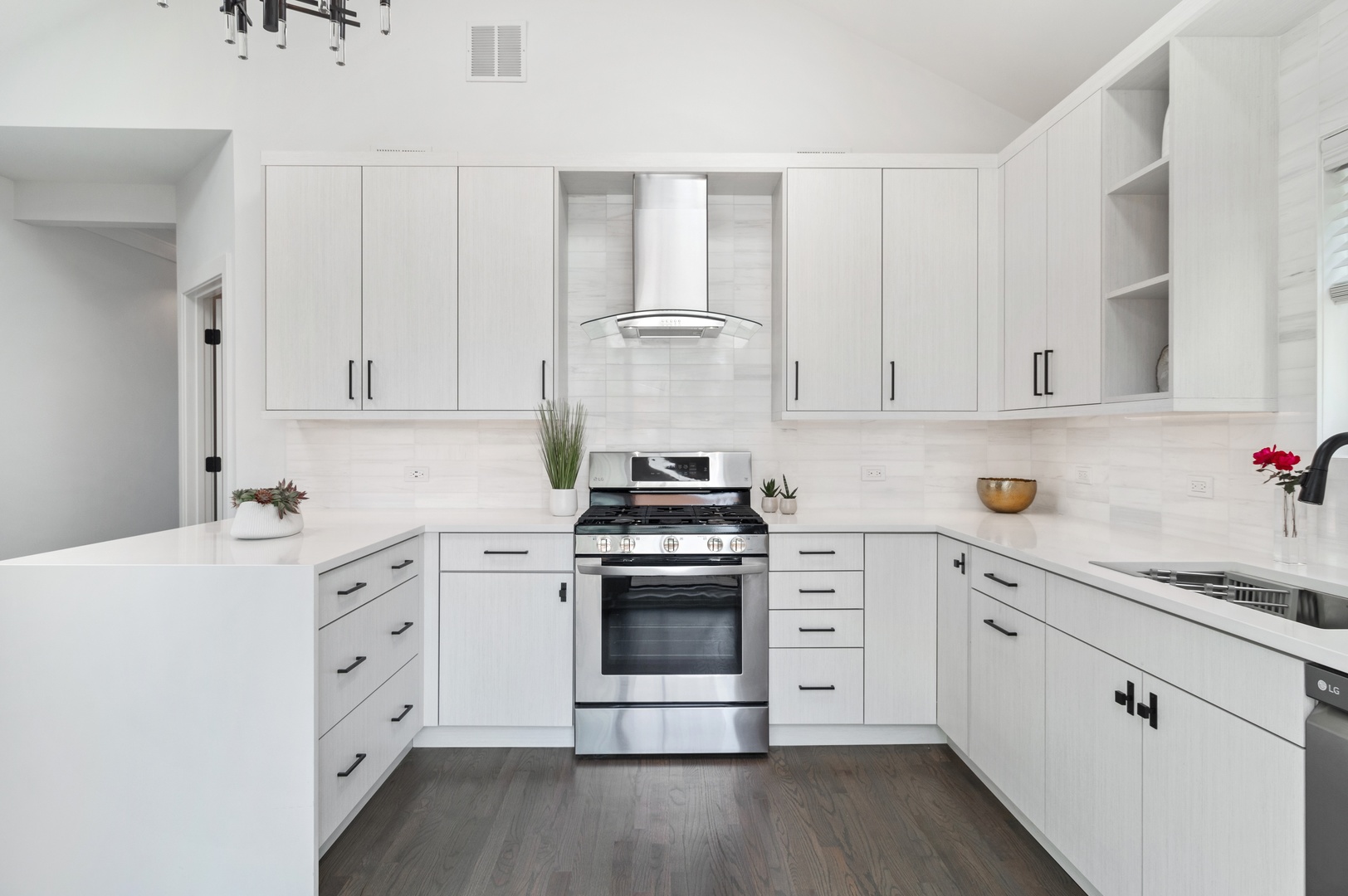 1116 W Addison Street Unit: 3