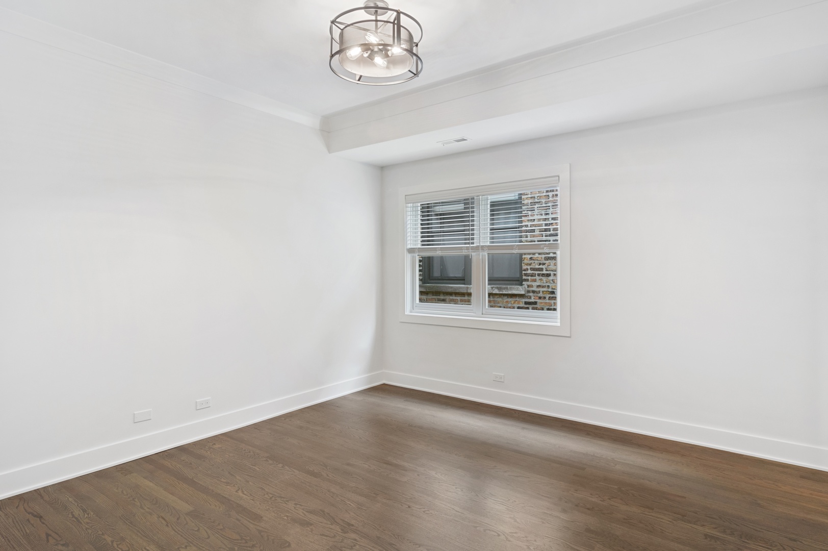 1116 W Addison Street Unit: 3