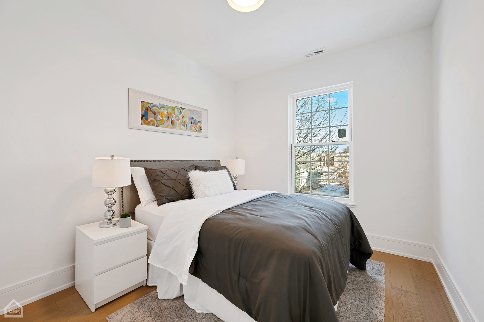 2640 N Springfield Avenue