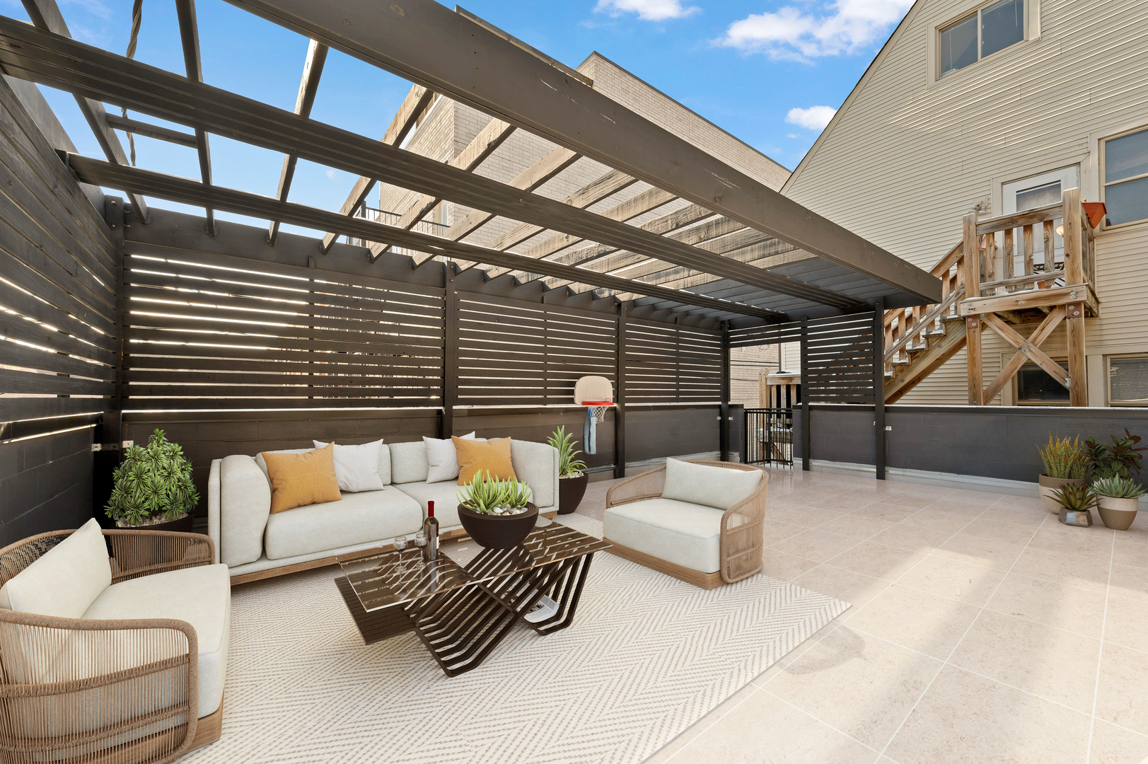 2127 N Racine Avenue Unit: 2
