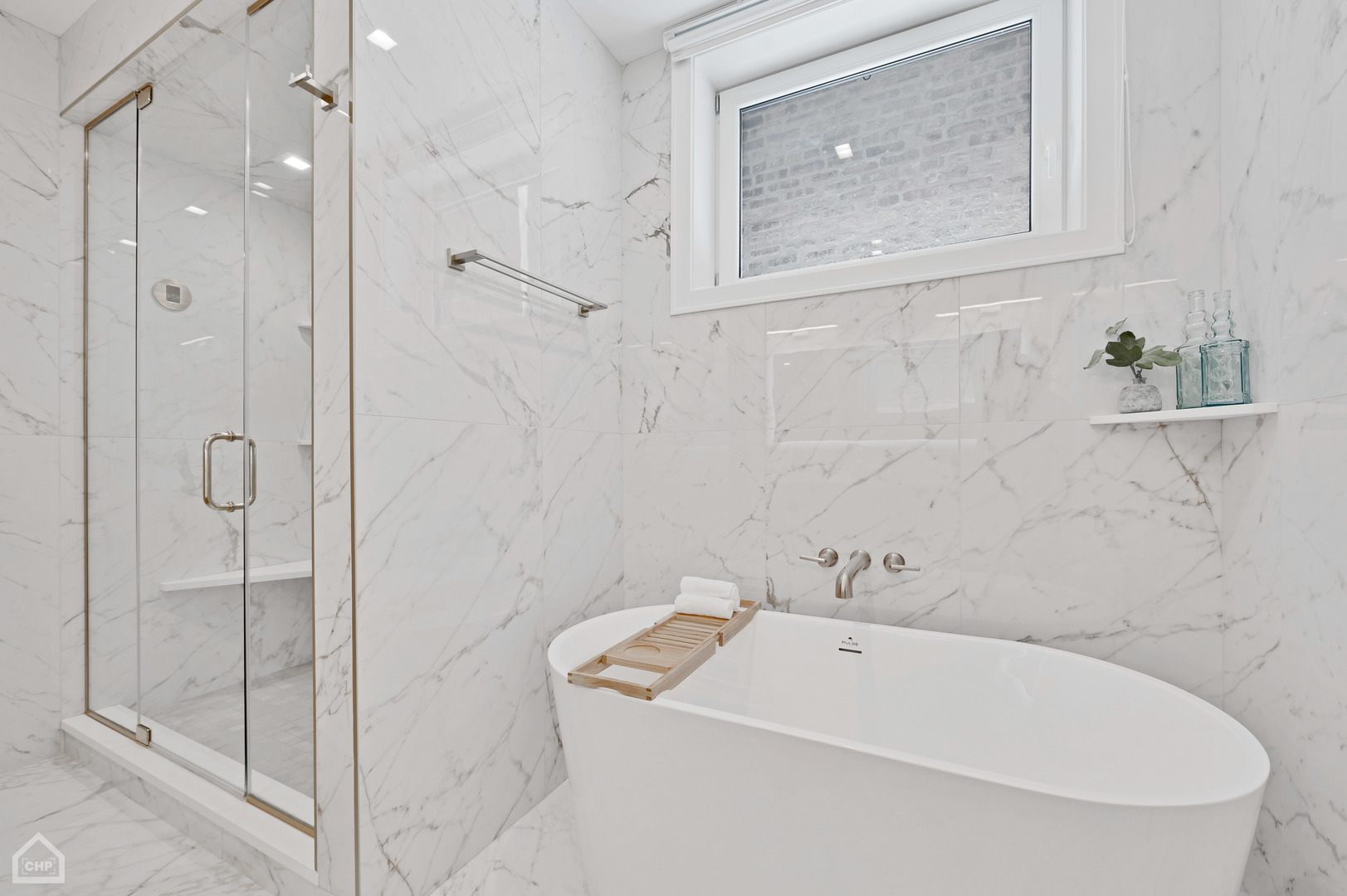 2127 N Racine Avenue Unit: 2
