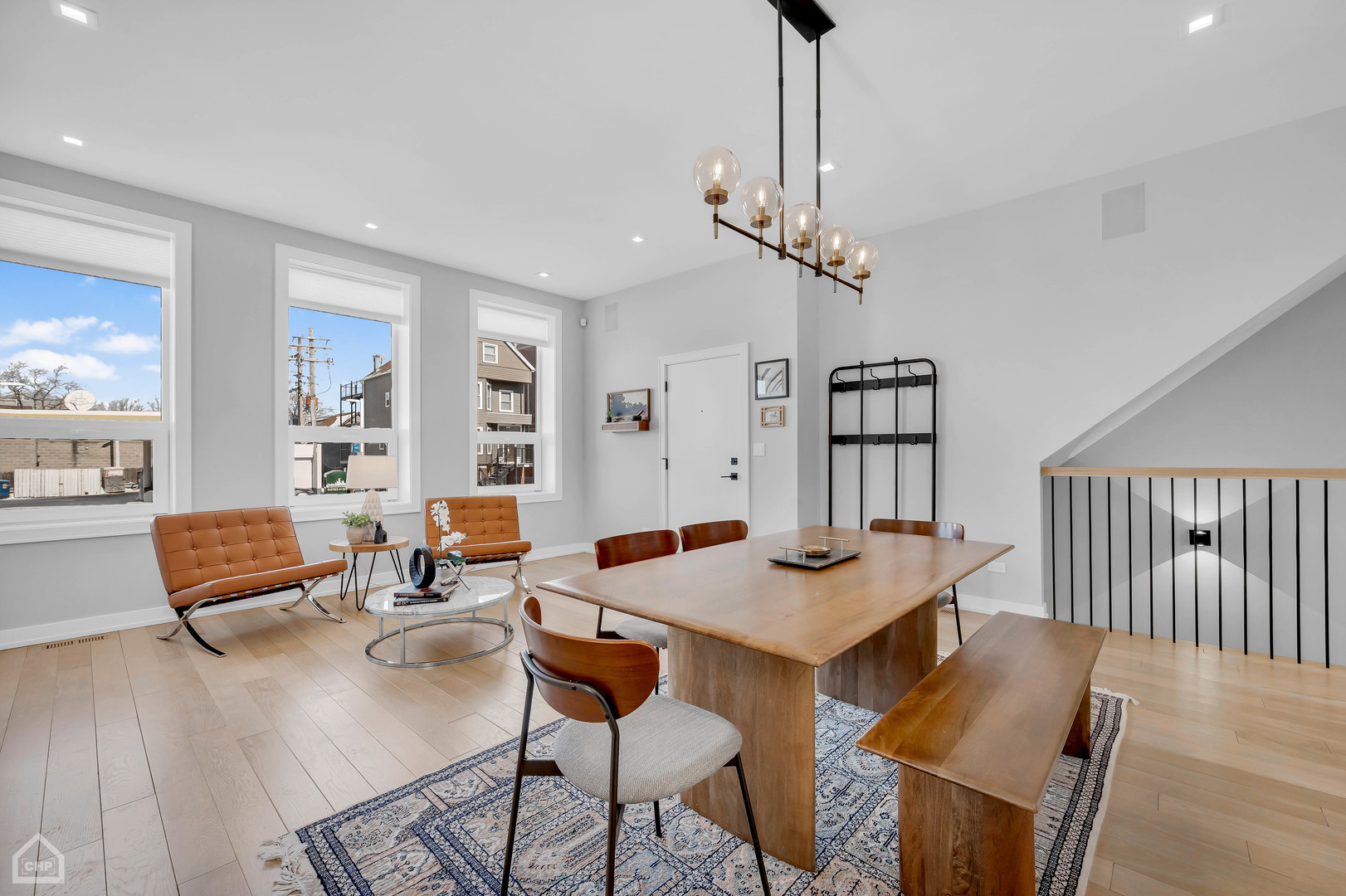 2127 N Racine Avenue Unit: 2
