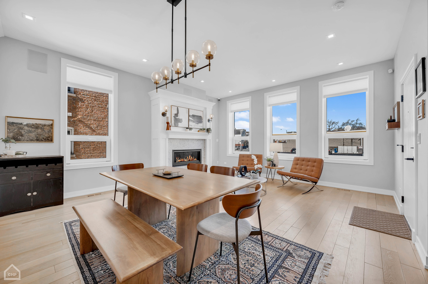 2127 N Racine Avenue Unit: 2