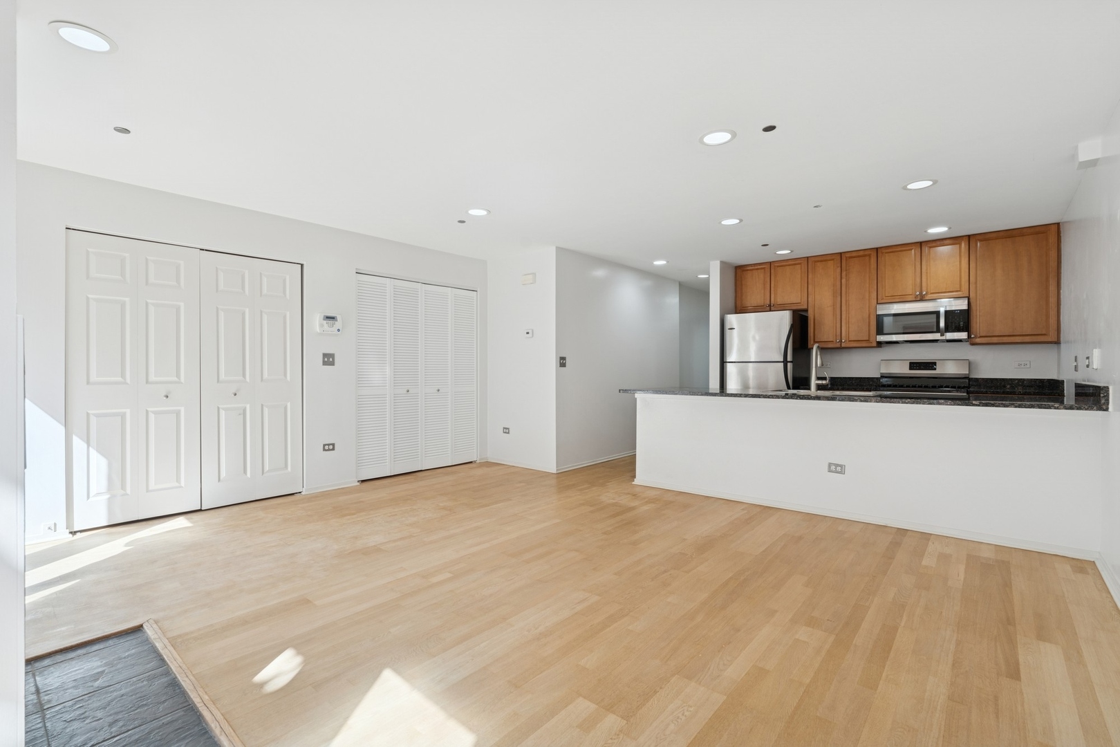 51 W 15th Street Unit: D1
