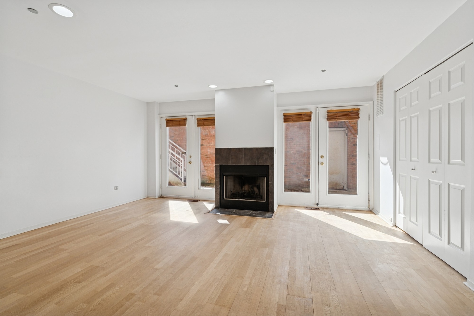 51 W 15th Street Unit: D1