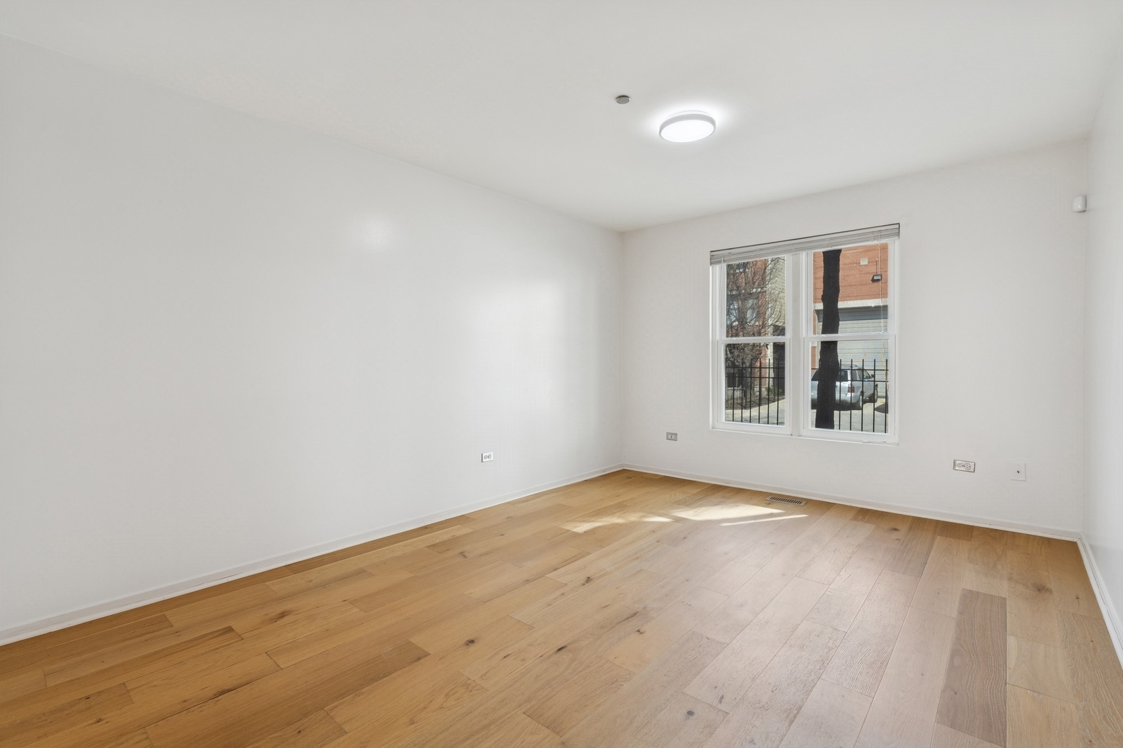 51 W 15th Street Unit: D1