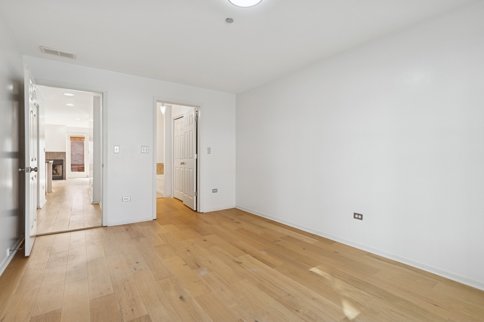 51 W 15th Street Unit: D1