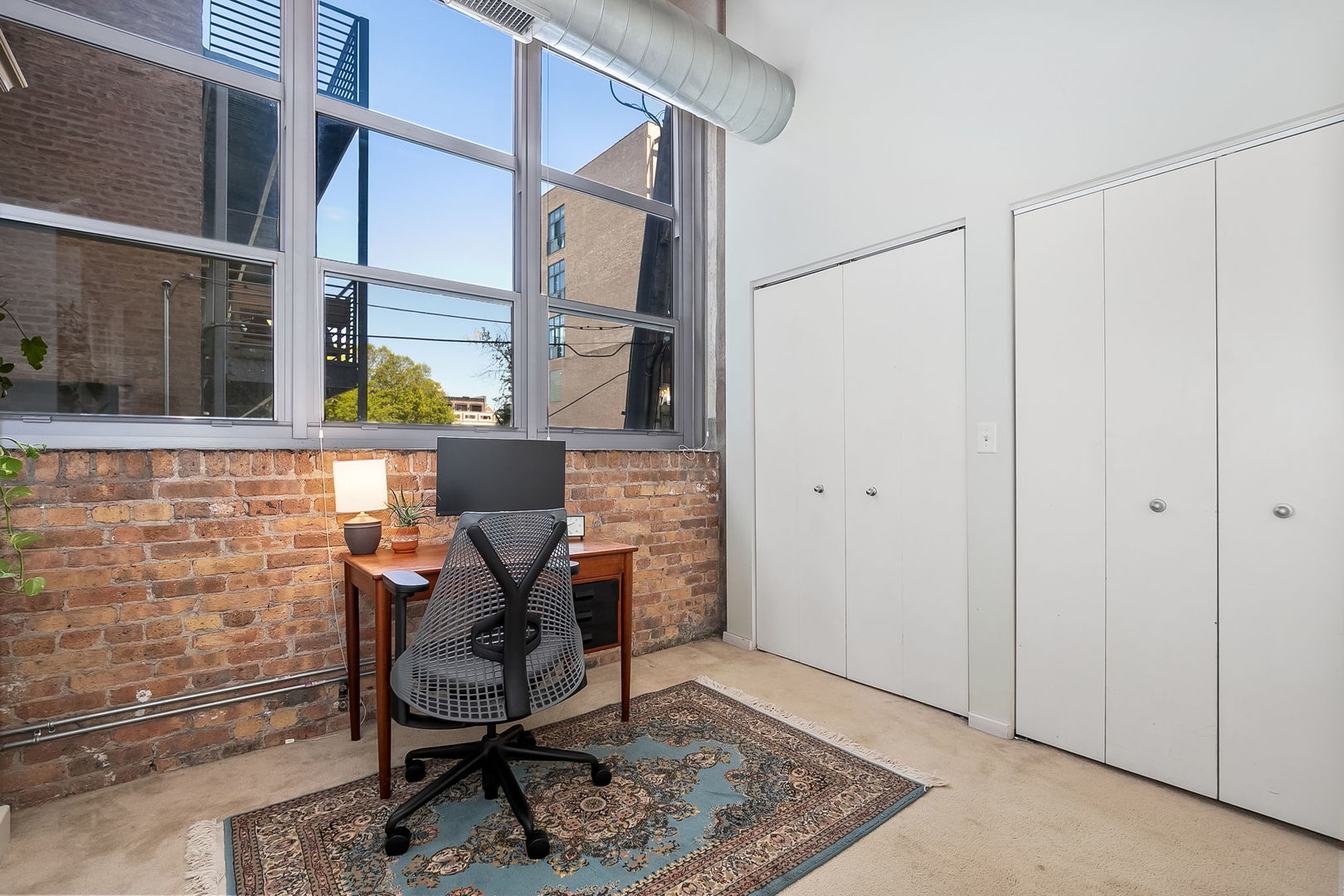 1735 N Paulina Street Unit: 201