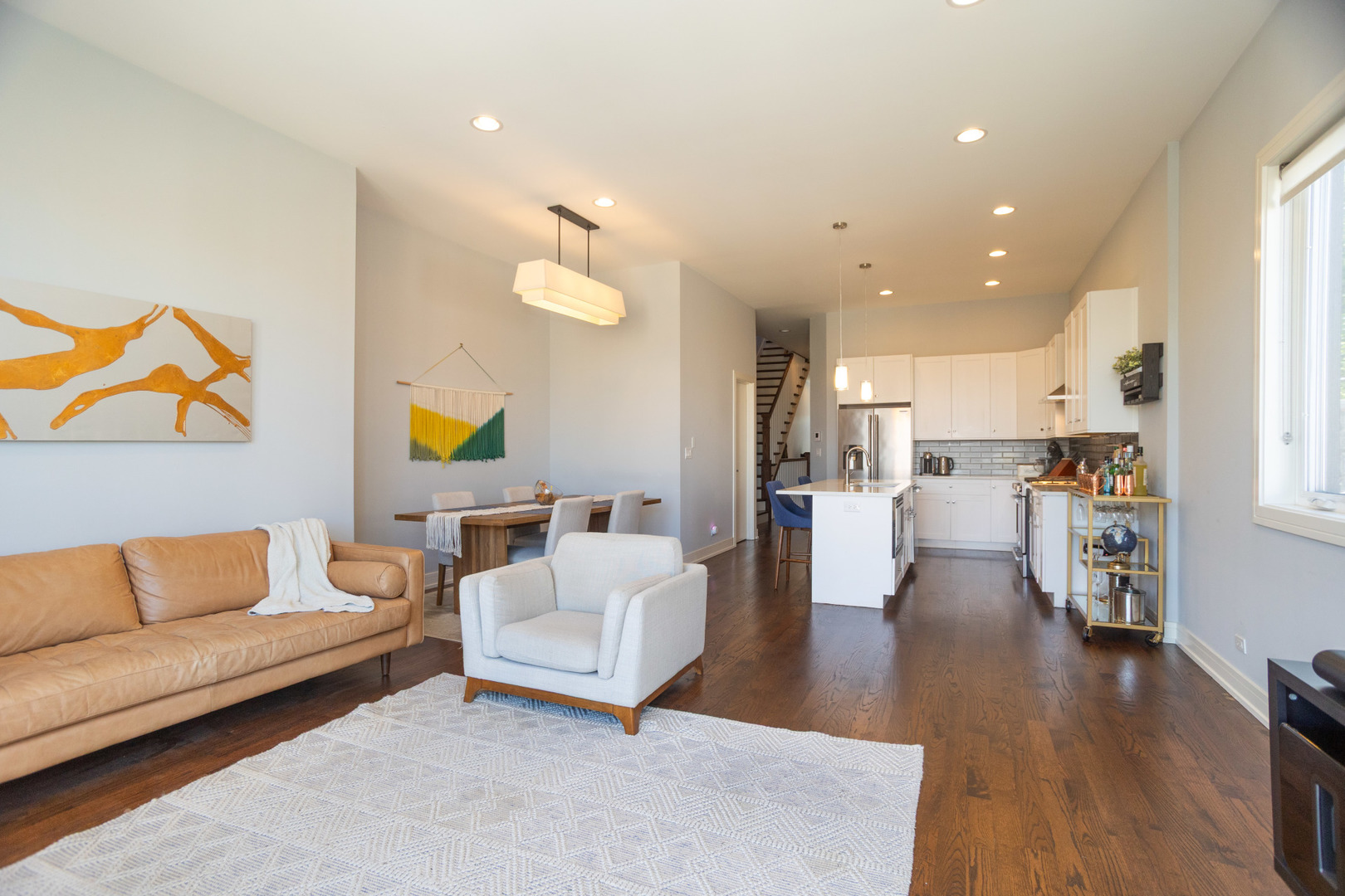 1532 N Artesian Avenue Unit: 3