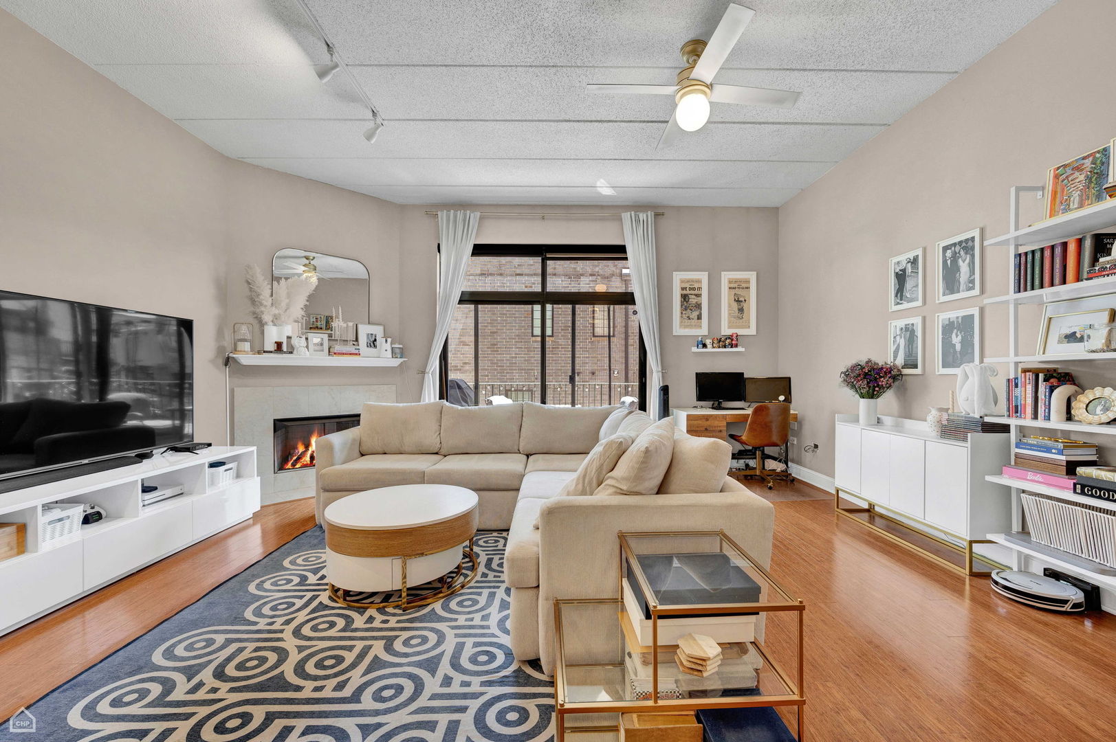 1301 W WASHINGTON Boulevard Unit: 305
