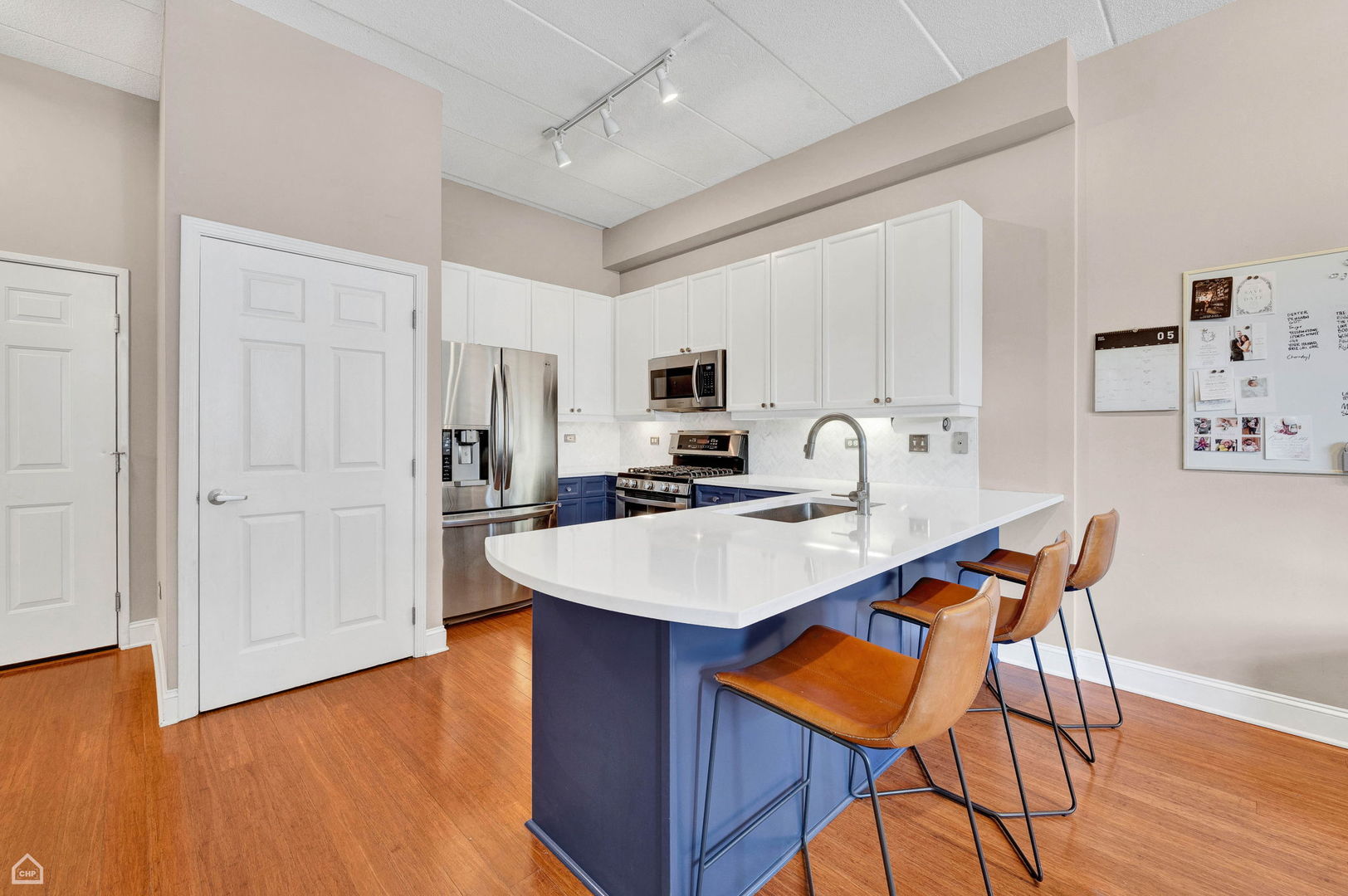 1301 W WASHINGTON Boulevard Unit: 305