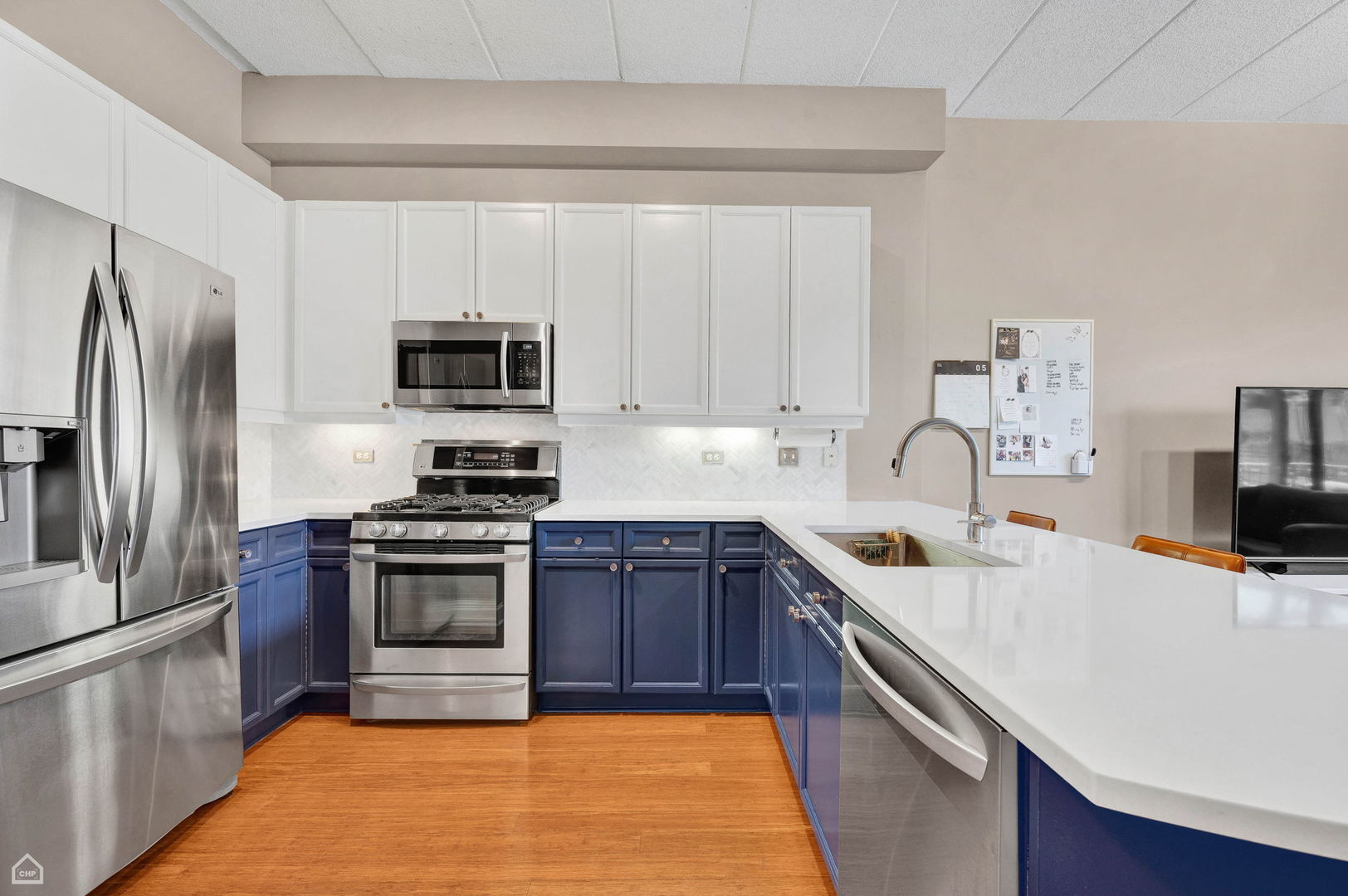 1301 W WASHINGTON Boulevard Unit: 305