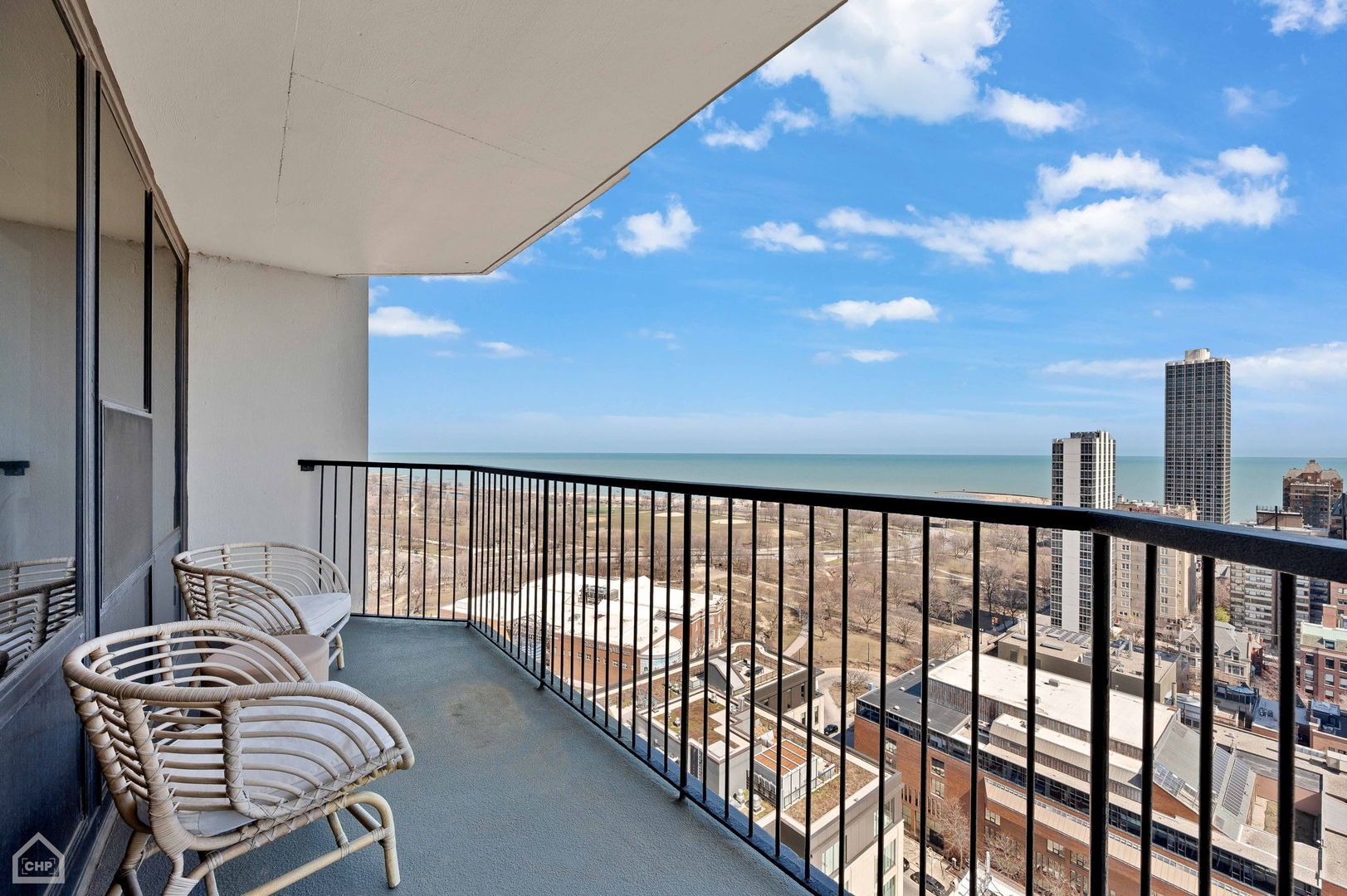 1560 N Sandburg Terrace Unit: 2810J