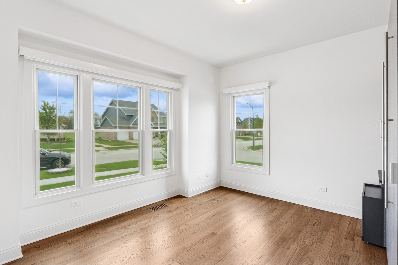 9014 Gloucester Road