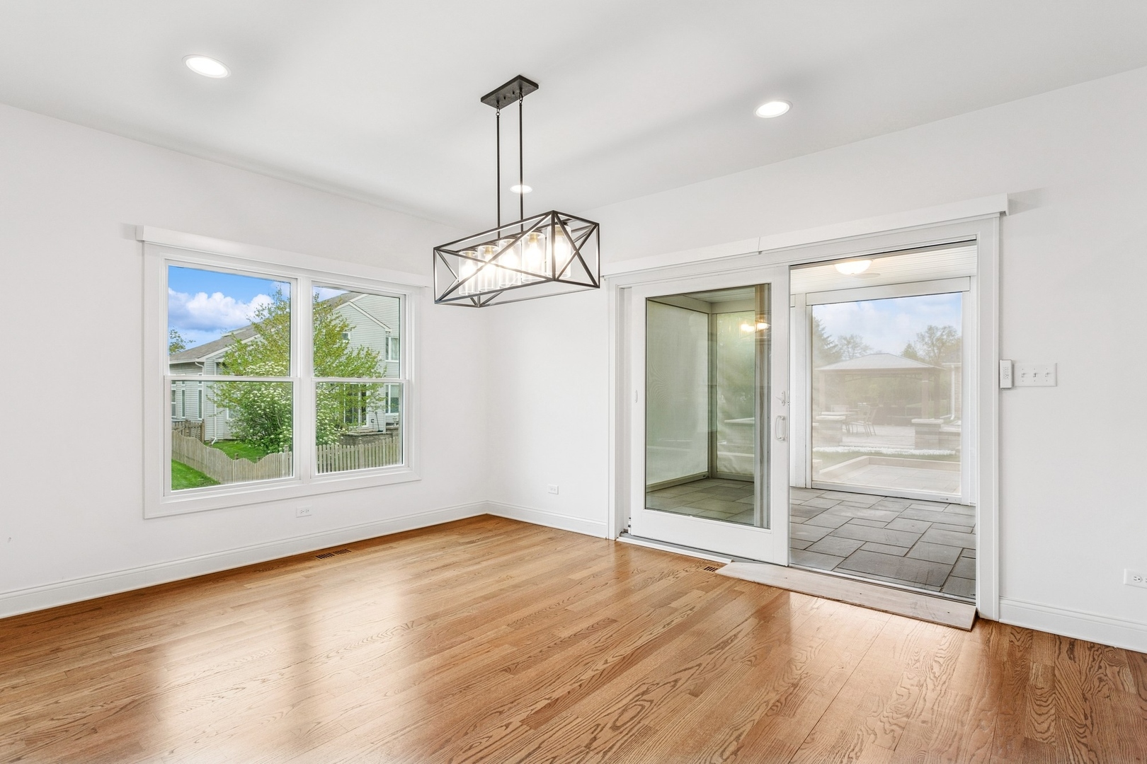9014 Gloucester Road