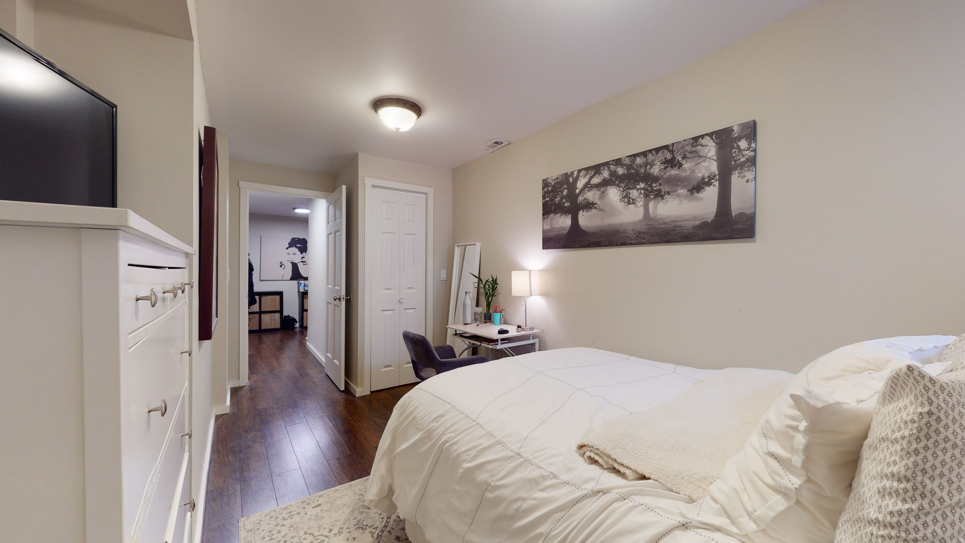 718 W Oakdale Avenue Unit: G
