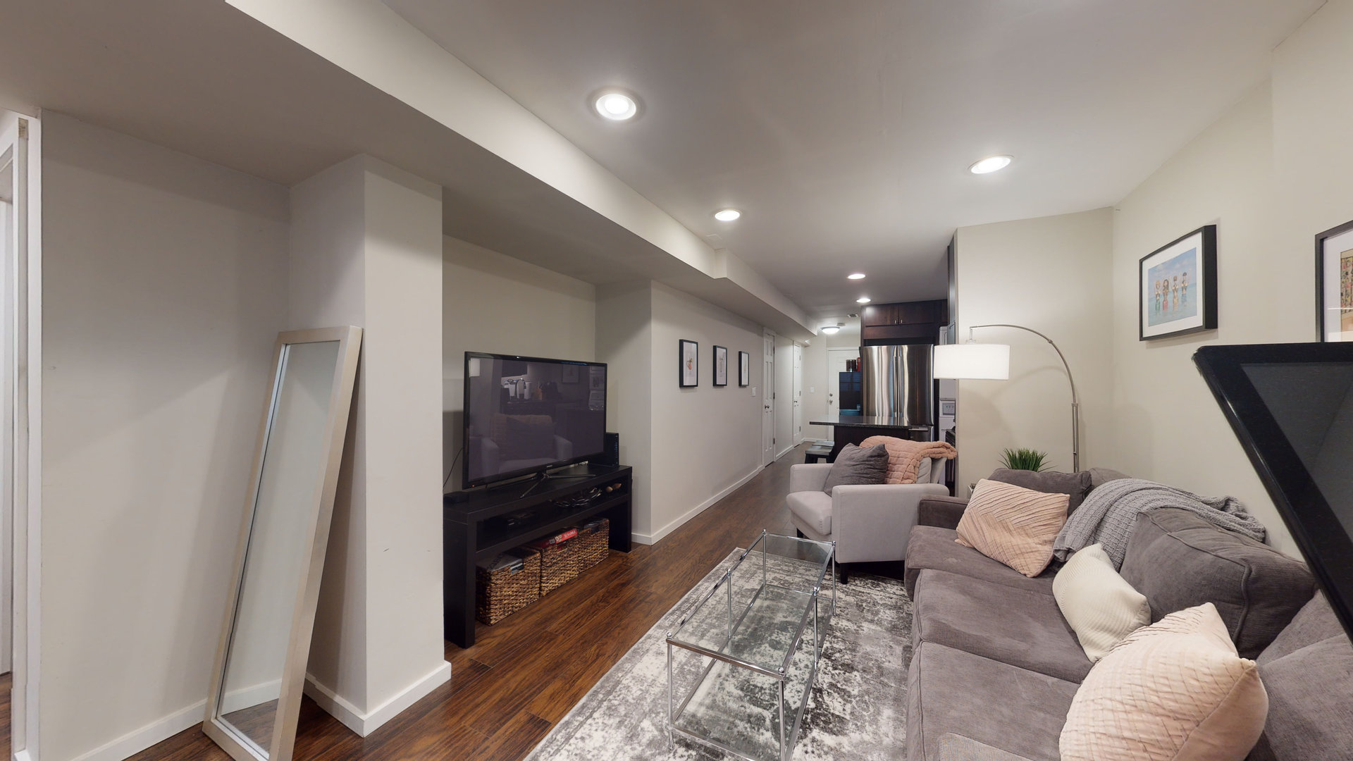 718 W Oakdale Avenue Unit: G