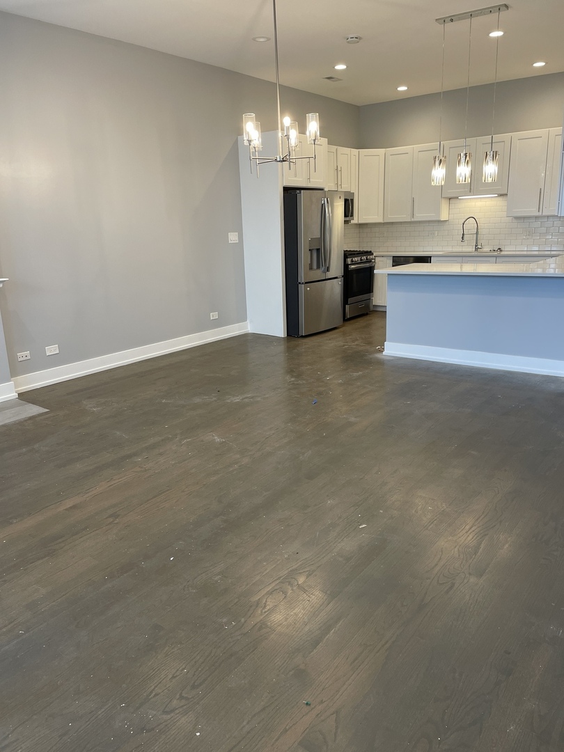 2233 W Washington Boulevard W Unit: G