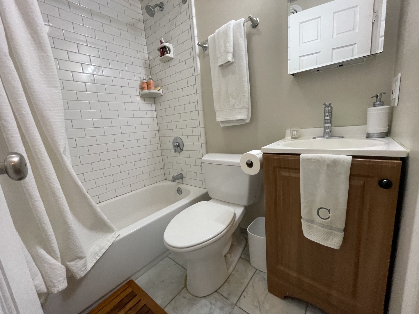 2646 N WILTON Avenue Unit: G