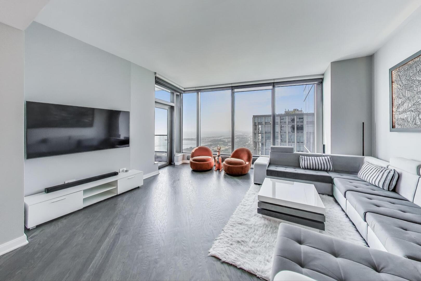 60 E Monroe Street Unit: 5103