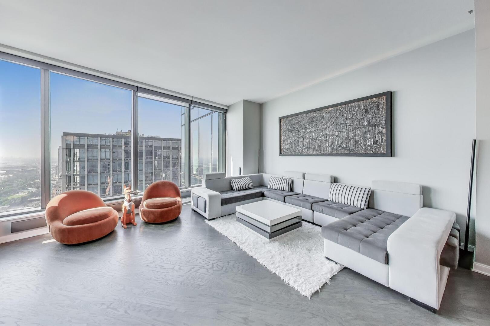 60 E Monroe Street Unit: 5103