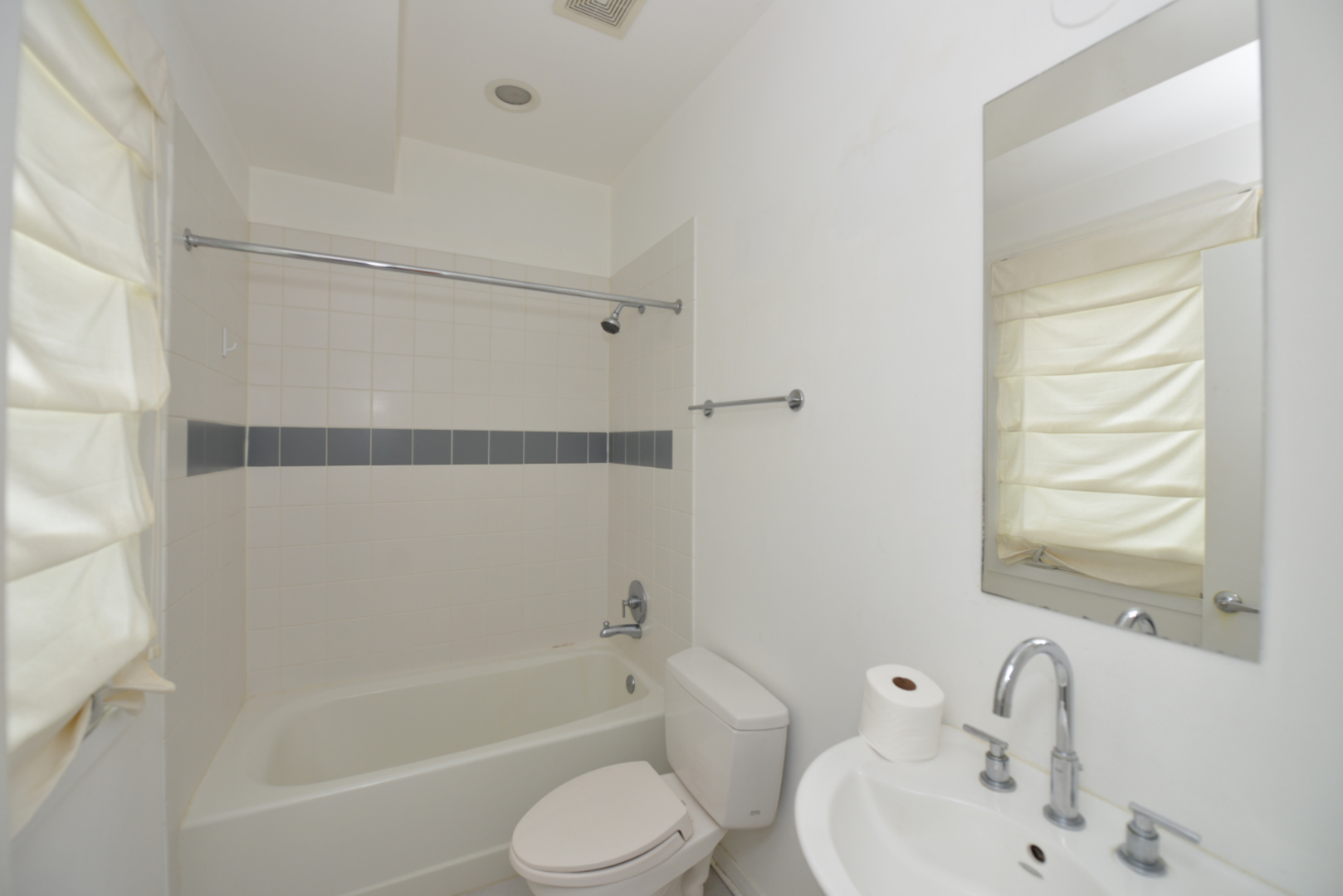 1623 W Wolfram Street Unit: 1