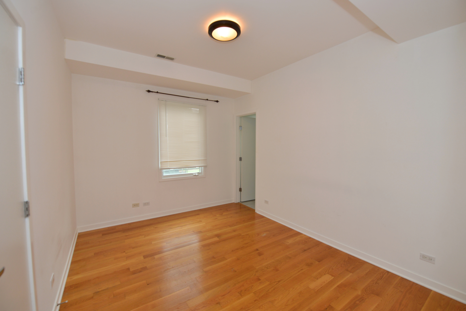 1623 W Wolfram Street Unit: 1