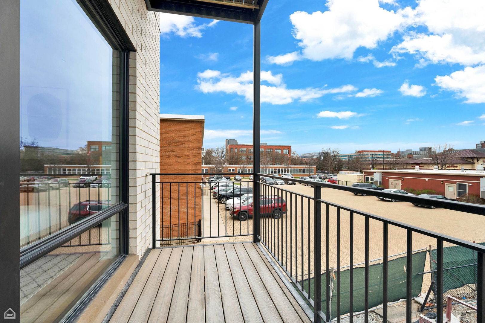 1625 W 13 Street Unit: 200
