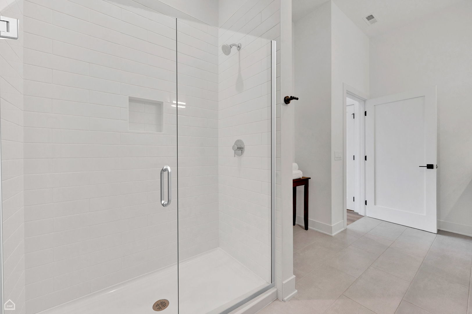 1625 W 13 Street Unit: 200