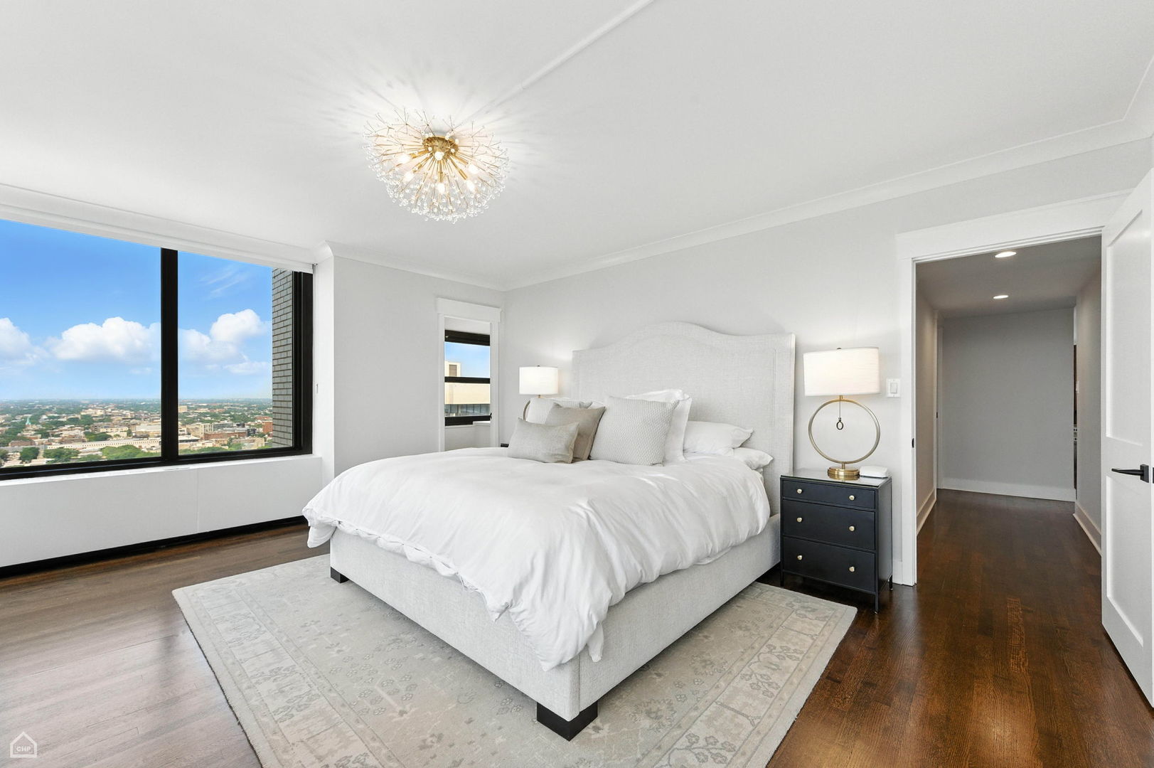 3150 N Lake Shore Drive Unit: 29F