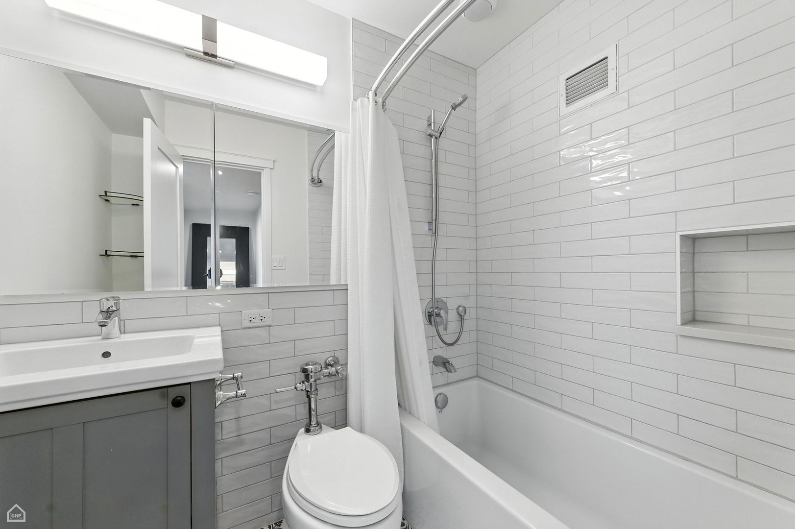 3150 N Lake Shore Drive Unit: 29F